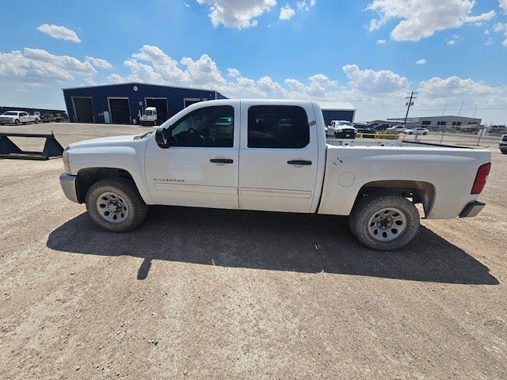2012-chevrolet-silverado-1500-image-1
