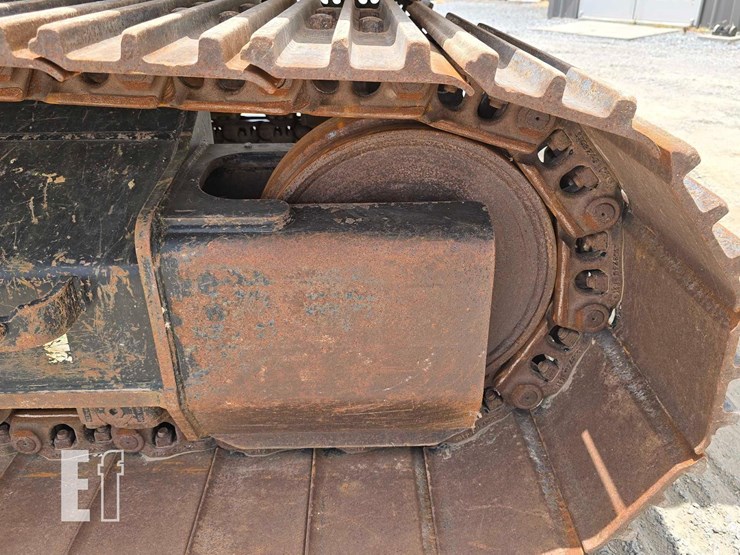 2017-caterpillar-323fl-image-33