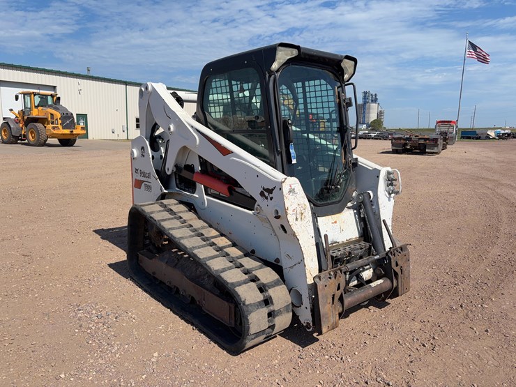 2017-bobcat-t650-image-3