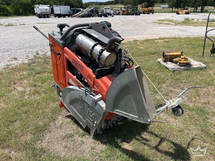 2021-husqvarna-fs5000d-image-2