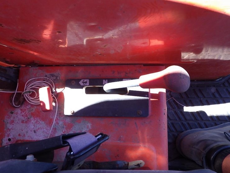 kubota-m900-tractor-image-22