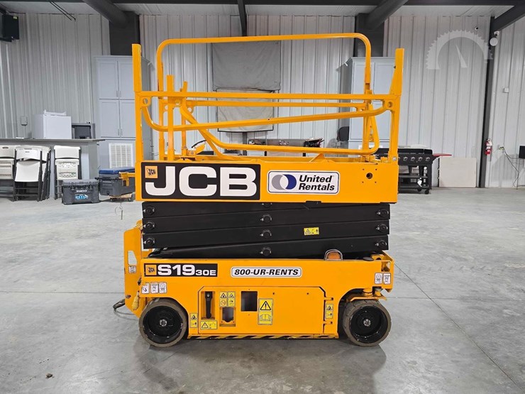 2023-jcb-s1930e-image-6