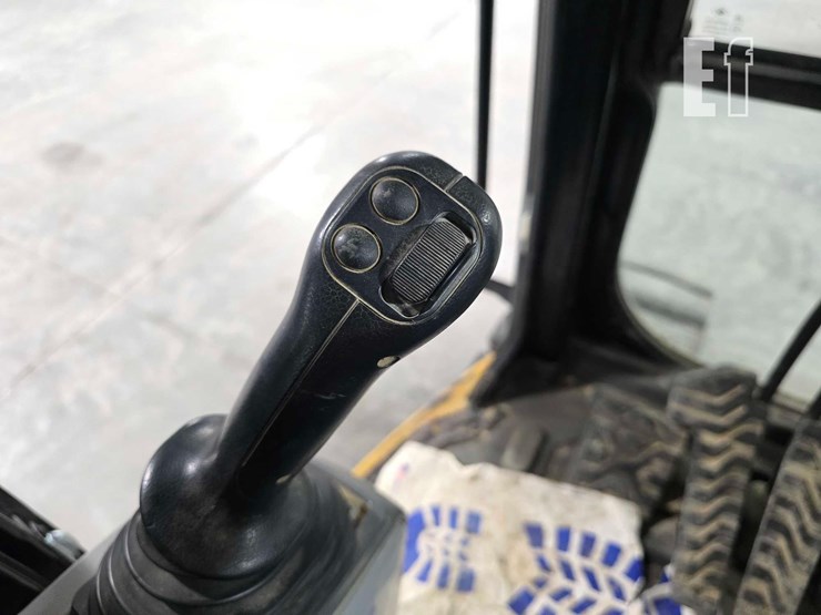 2019-caterpillar-315f-lcr-image-18