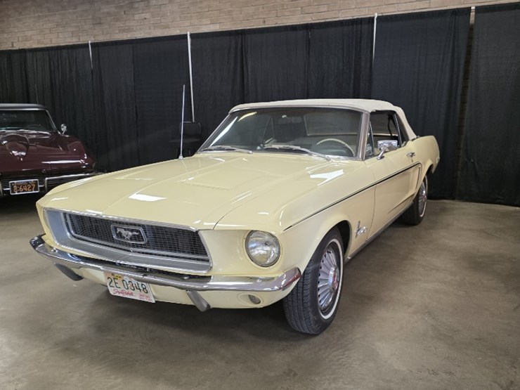 1968-ford-mustang-convertible-image-3
