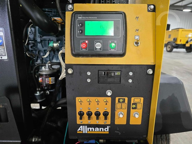 allmand-bros-night-lite-gr-image-14