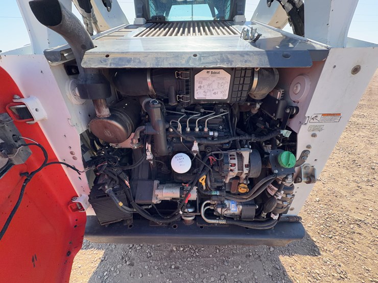 2017-bobcat-t650-image-19