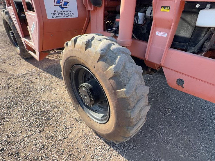 lull-international-644b-42-telehandler-image-33