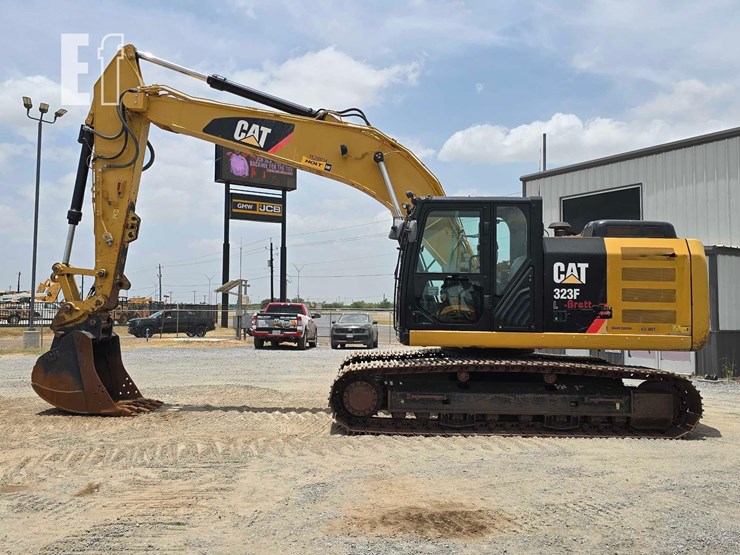2017-caterpillar-323fl-image-5