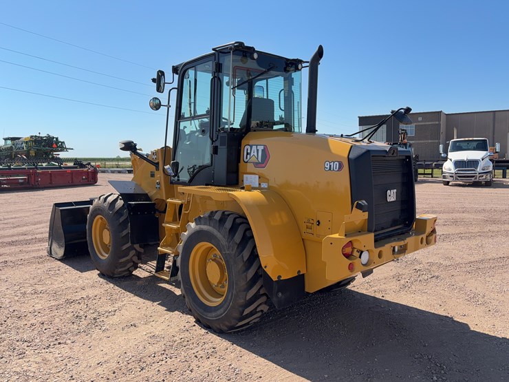 caterpillar-910-image-7