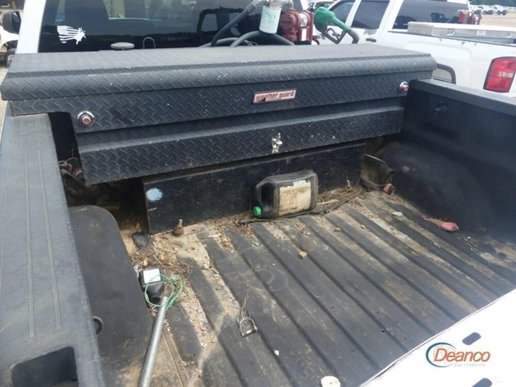 2016-gmc-sierra-2500hd-image-4