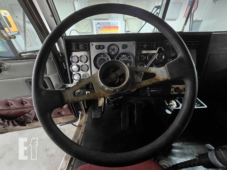 1995-kenworth-w900-image-10