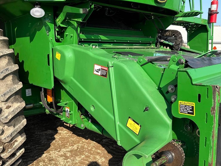 2011-john-deere-9770-sts-image-109