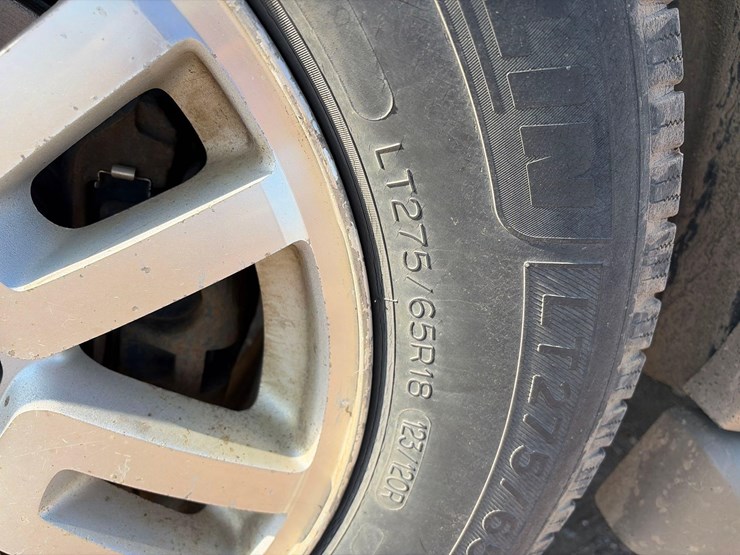 2013-ford-expedition-image-32