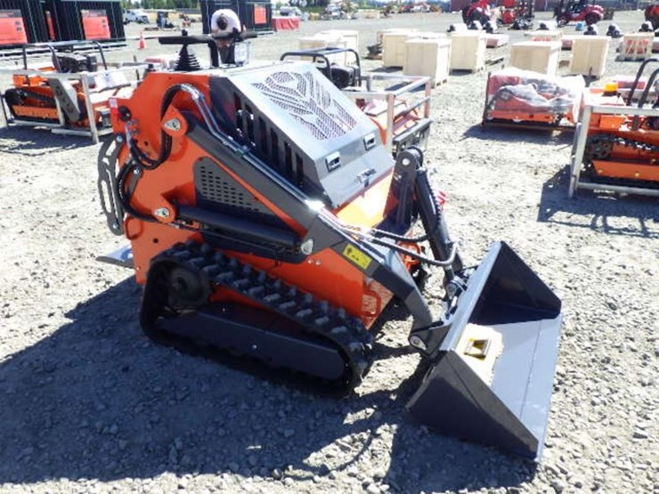 2026-tpm-t460-skid-steer-tracked-loader-image-4