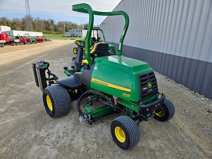 john-deere-7500-image-3