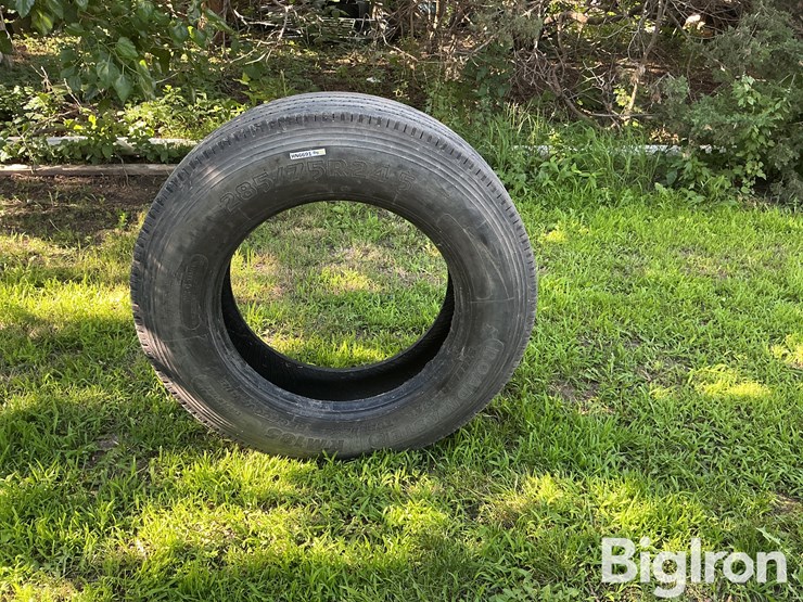 roadmaster-285/75r24.5-truck-tire-image-2