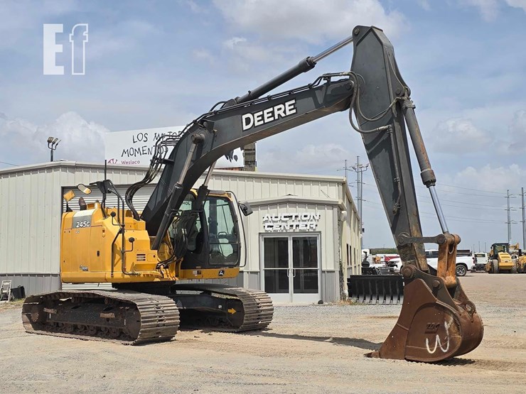 2018-deere-245g-lc-image-2