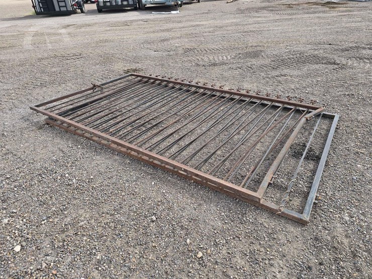 18-foot-6-inch-bi-parting-iron-gate-image-2