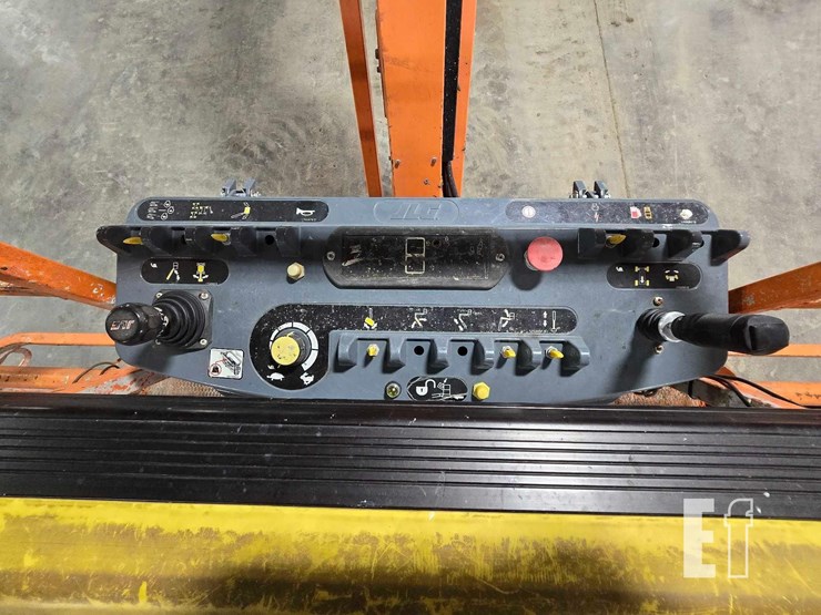 2008-jlg-660sj-image-9
