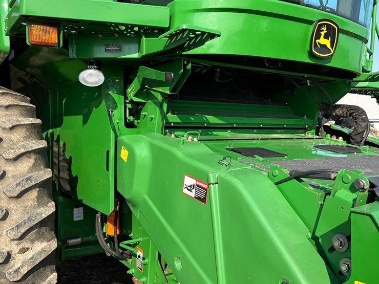 2011-john-deere-9770-sts-image-137