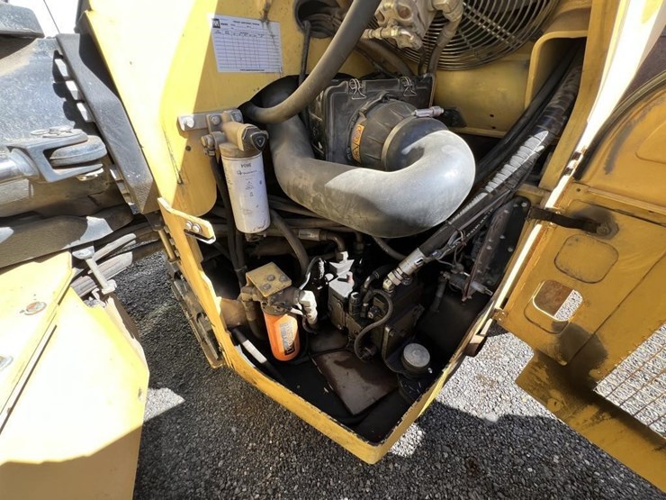2015-dynapac-cc524hf-image-10