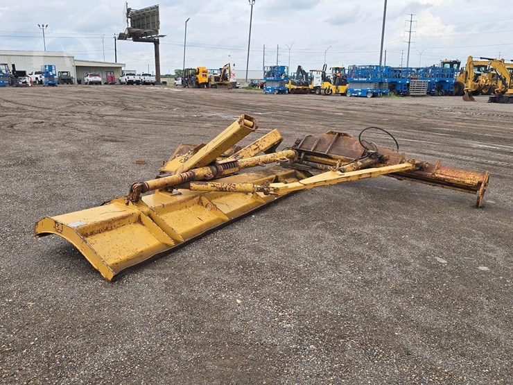 caterpillar-163h-image-3