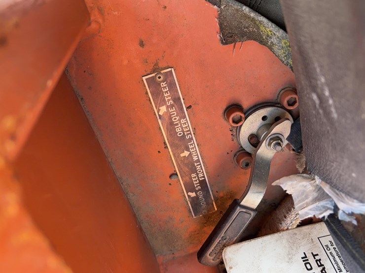 lull-international-644b-42-telehandler-image-21