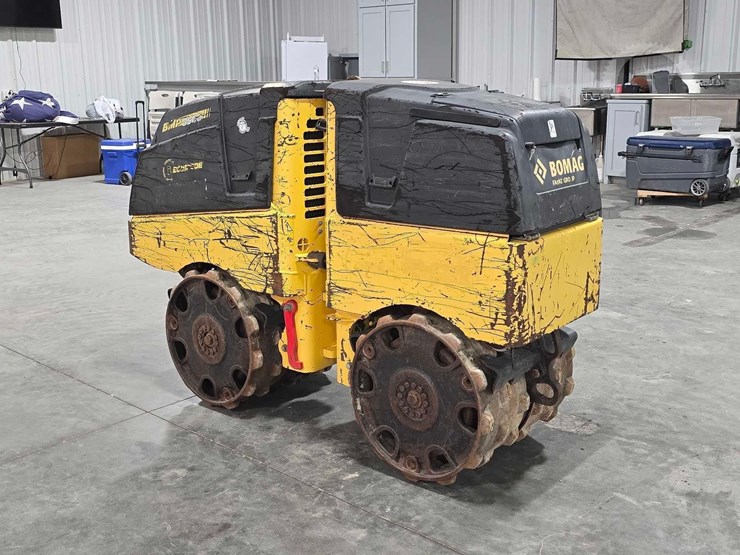 2019-bomag-bmp8500-image-4