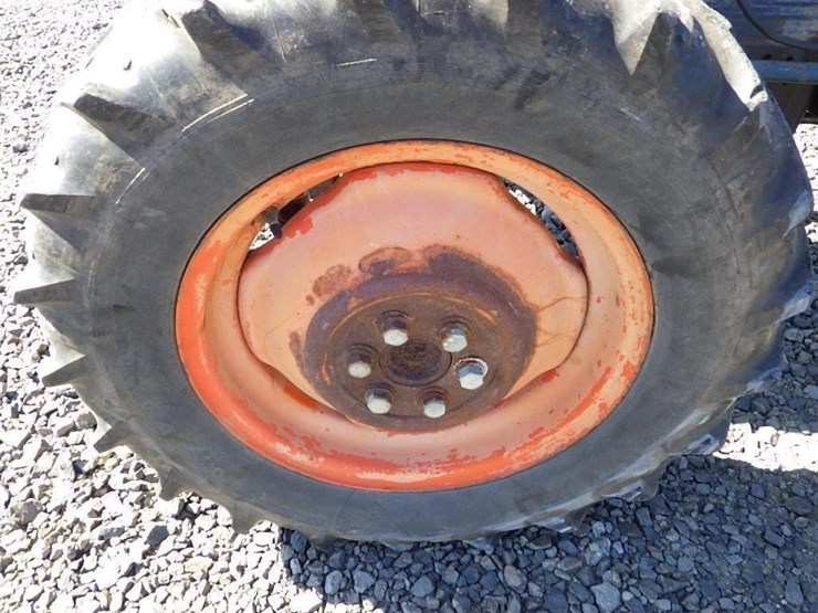 same-tractor-image-13