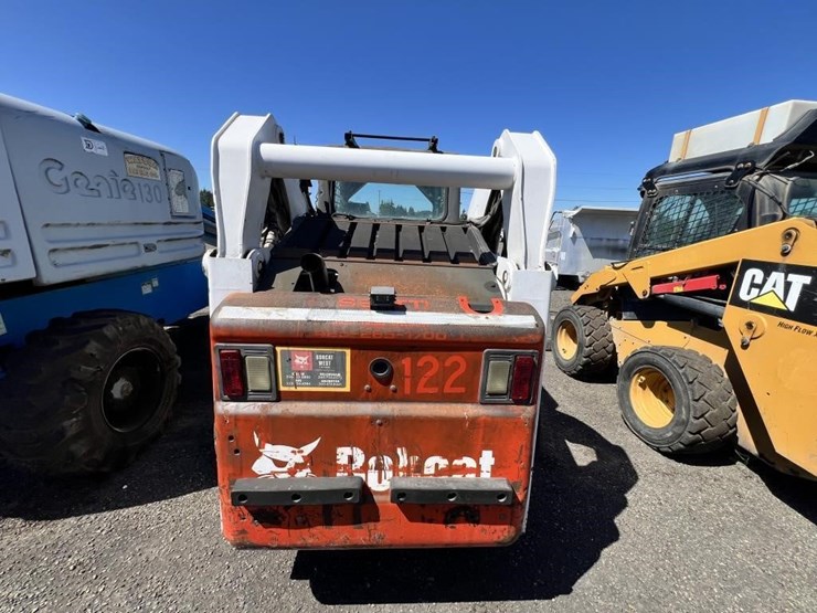 2006-bobcat-s300-image-4