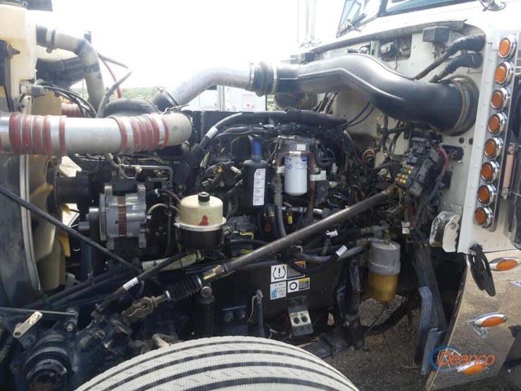 2012-peterbilt-389-image-9
