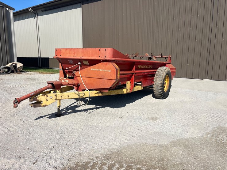 new-holland-519-image-1