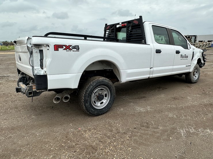 2018-ford-f350-image-5