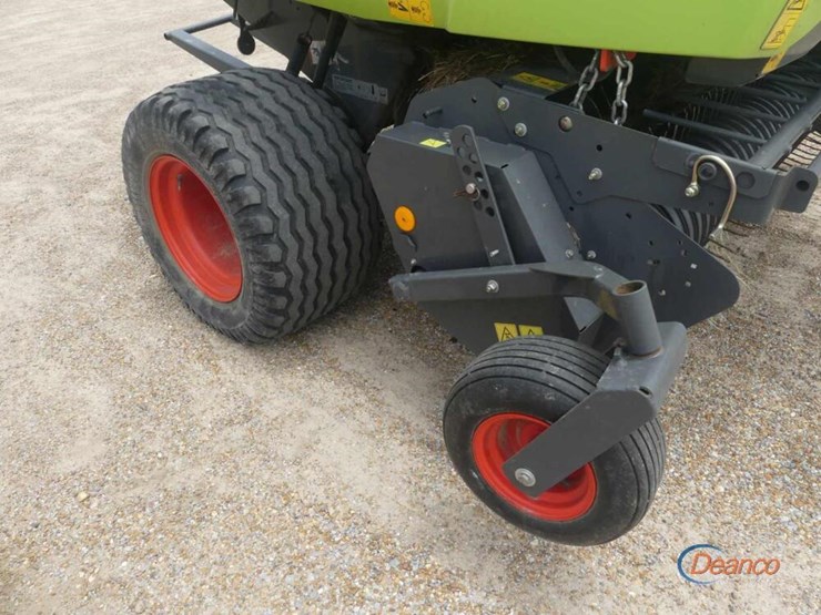 claas-variant-360-image-5