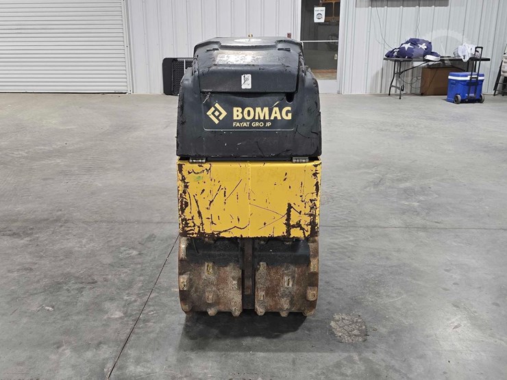 2019-bomag-bmp8500-image-8