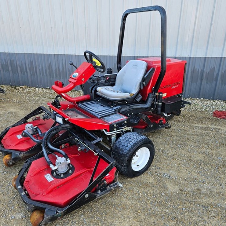 TORO GROUNDSMASTER 3500D