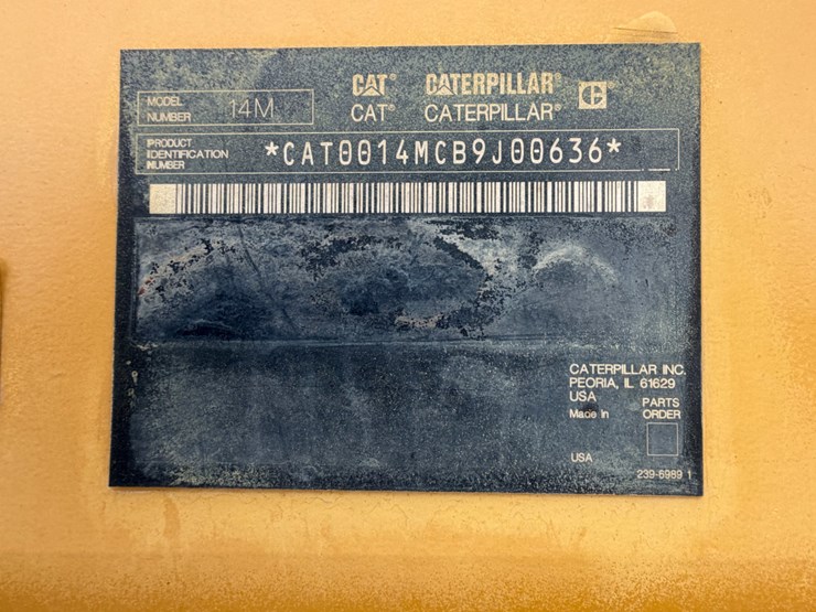 2012-caterpillar-14m-image-12