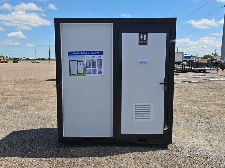 mobile-toilet-with-shower-image-7