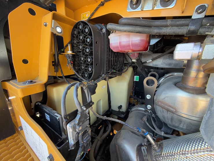 caterpillar-910-image-33