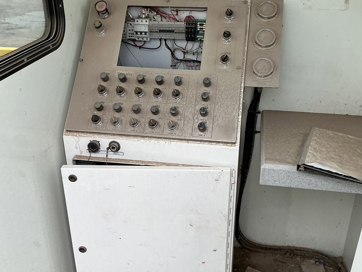 2013-cummins-qsx15-image-10