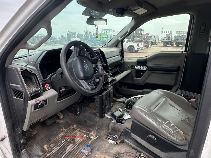 2018-ford-f350-image-13