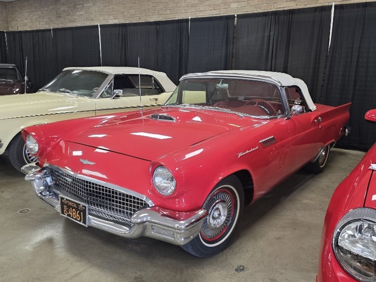 1957-ford-thunderbird-convertible-image-3