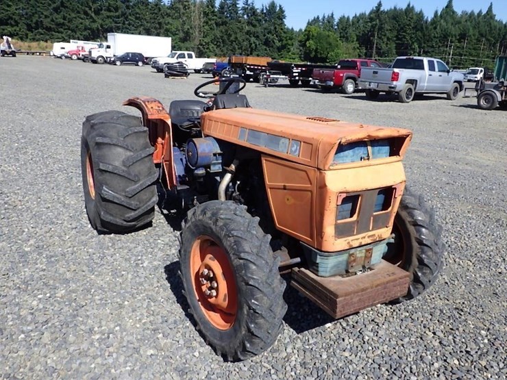same-tractor-image-3