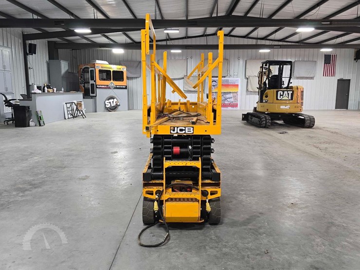 2023-jcb-s1930e-image-8