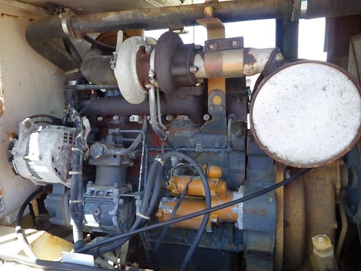 mitsubishi-mg130-motor-grader-image-33