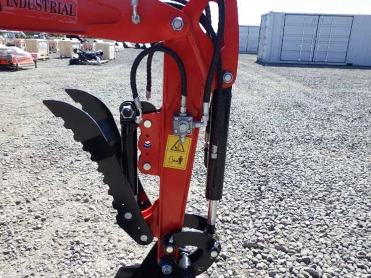 2026-tpm-tpm-18hh-hydraulic-excavator-image-13