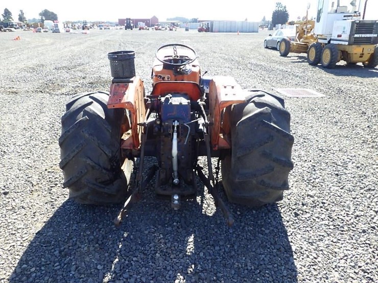 same-tractor-image-6