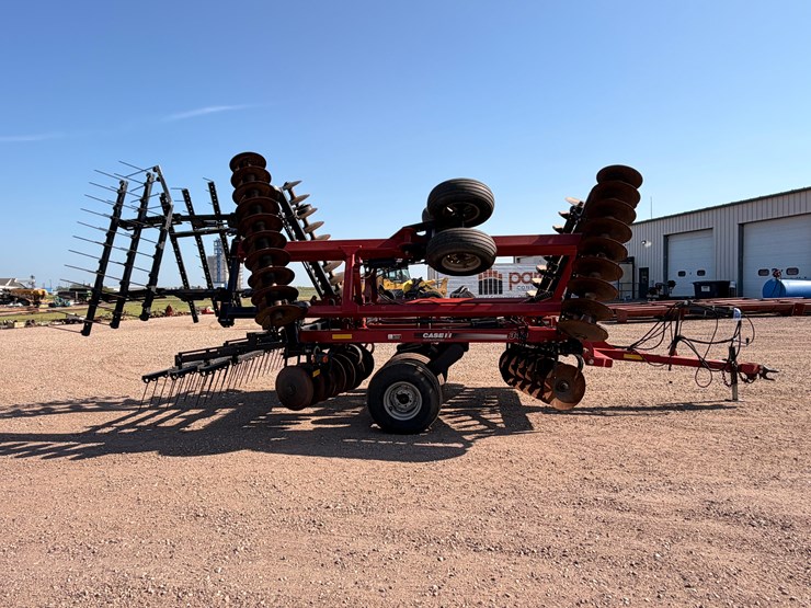 case-ih-340-image-4