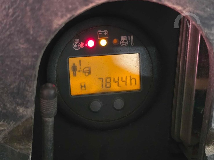 2019-bomag-bmp8500-image-19