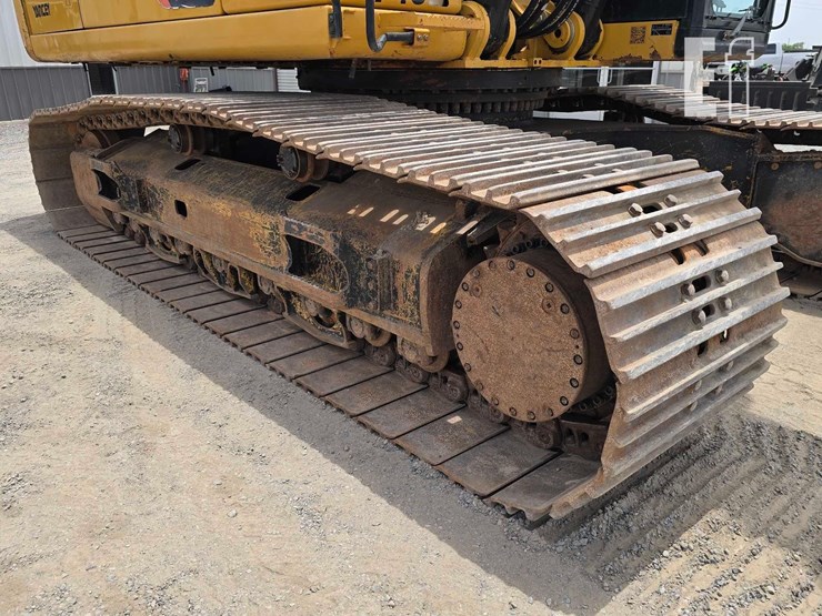 2017-caterpillar-349fl-image-37